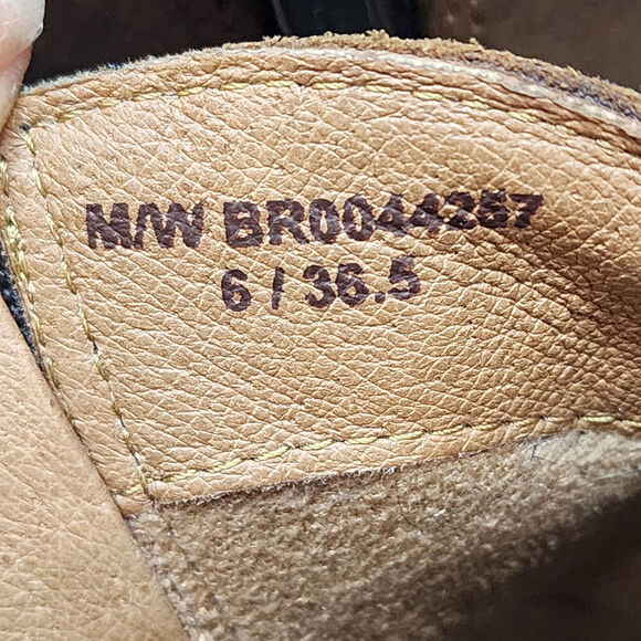 Born Alondra Brown Suede Women's Western‎ Tassle Booties Sz 6 - NWOB - Picture 9 of 9